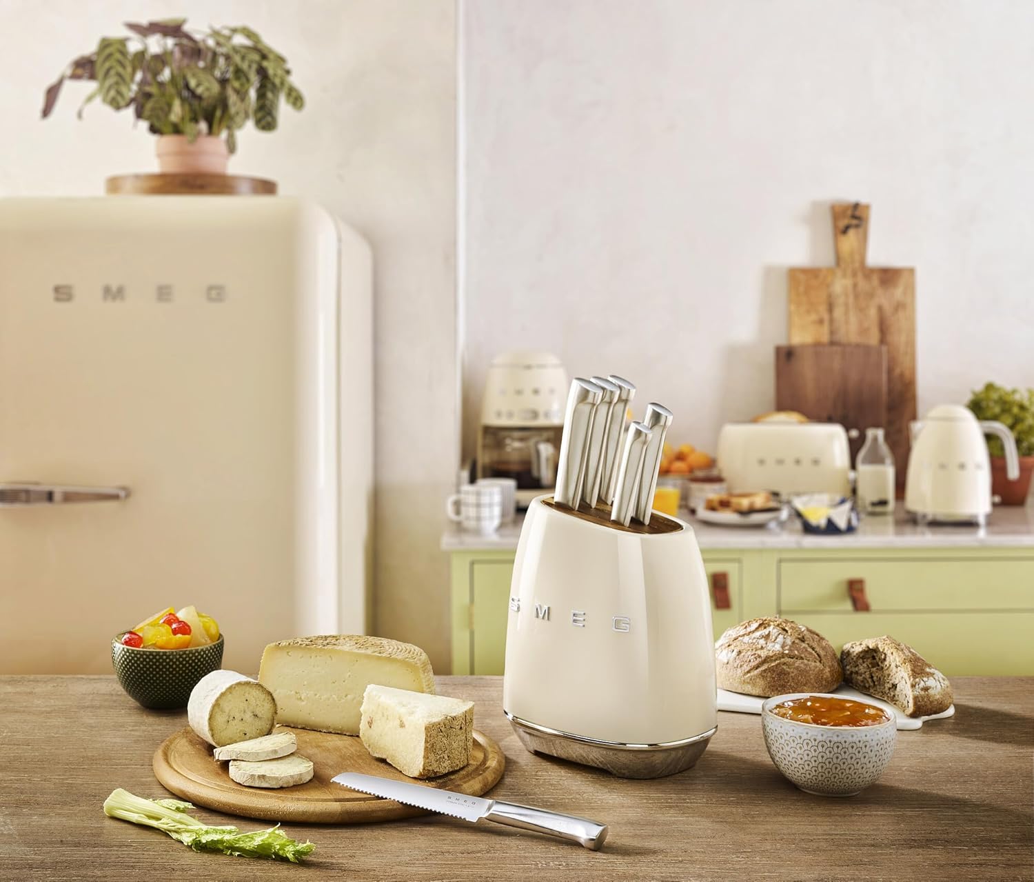 سرویس چاقو 7 پارچه اسمگ کد 9181 6 سرویس چاقو 7 پارچه 9181 smeg