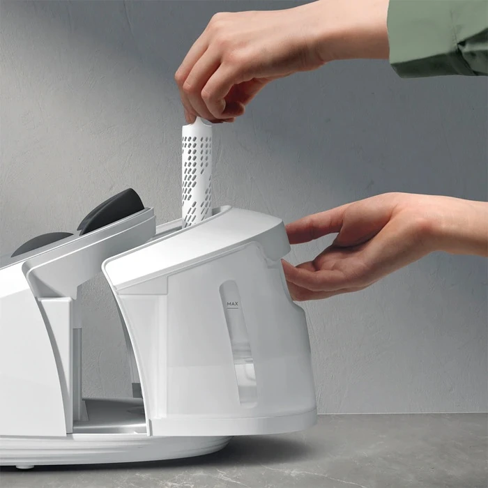 اتو مخزندار AEG مدل ST6-1-8EG 5 AEG iron model ST6-1-8EG